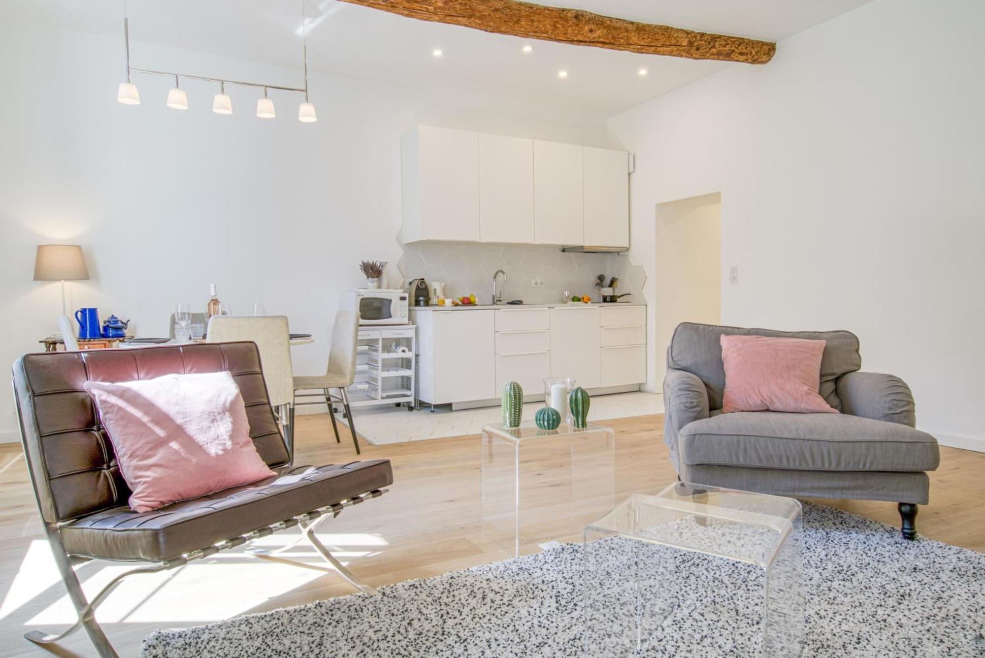 St Jobis - Charmant Appartement, Moderne Et Refait A Neuf, Vieux-Nice Exterior photo